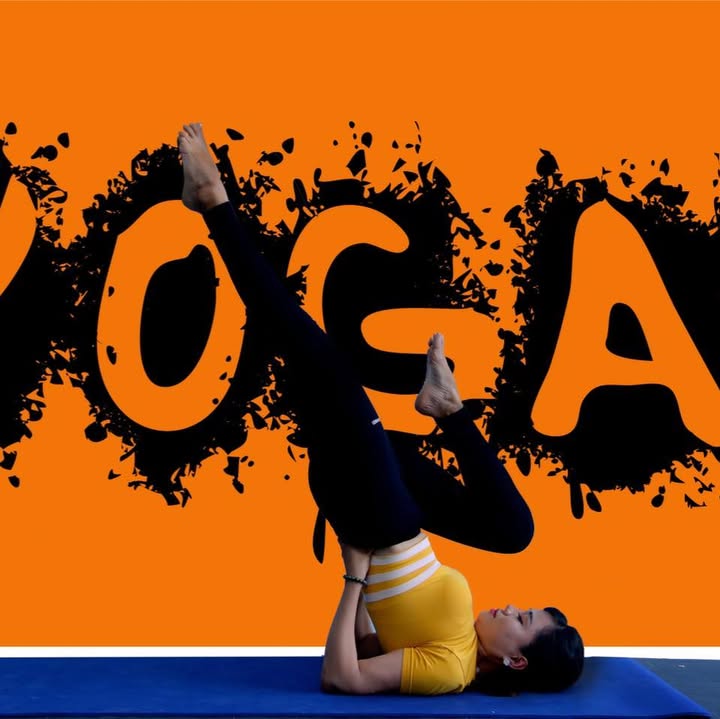 Logo Diamond Spa and Yoga